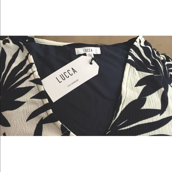 NEW Lucca Couture Navy & White Blouse 3/4 Sleeve Top V-Neck Tunnel Tie Small - Picture 3 of 5